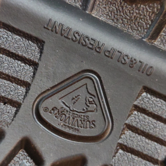 NWT Herman Survivors Bay II steel toe boots. Size 8 main image 4